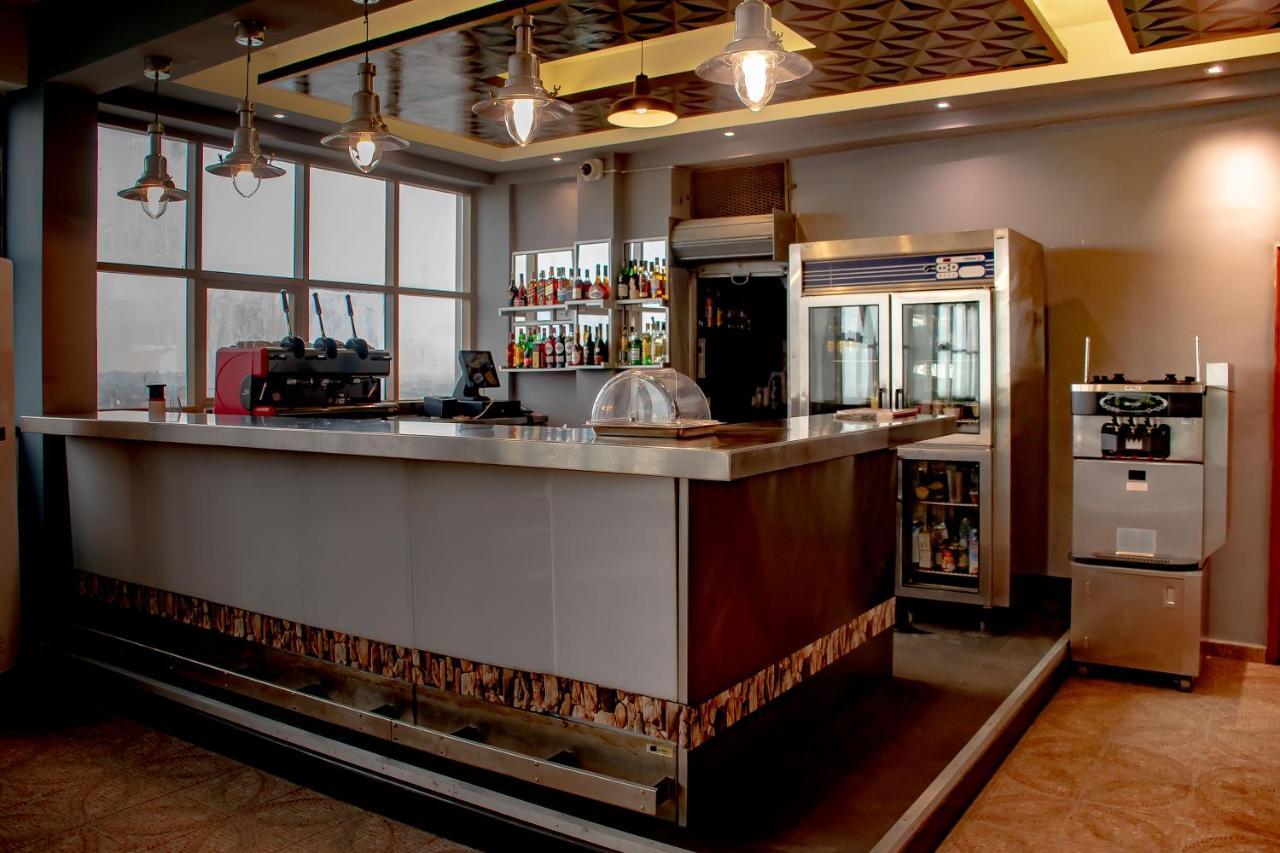 Faya Hotel Duala Zewnętrze zdjęcie